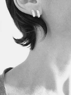 Line earring - silver